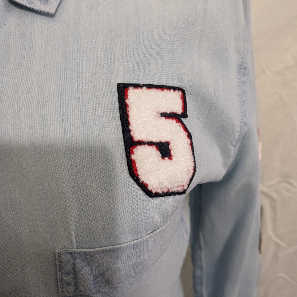 Rails Patch Chambray Button Front Shirt Size Xs - image 2